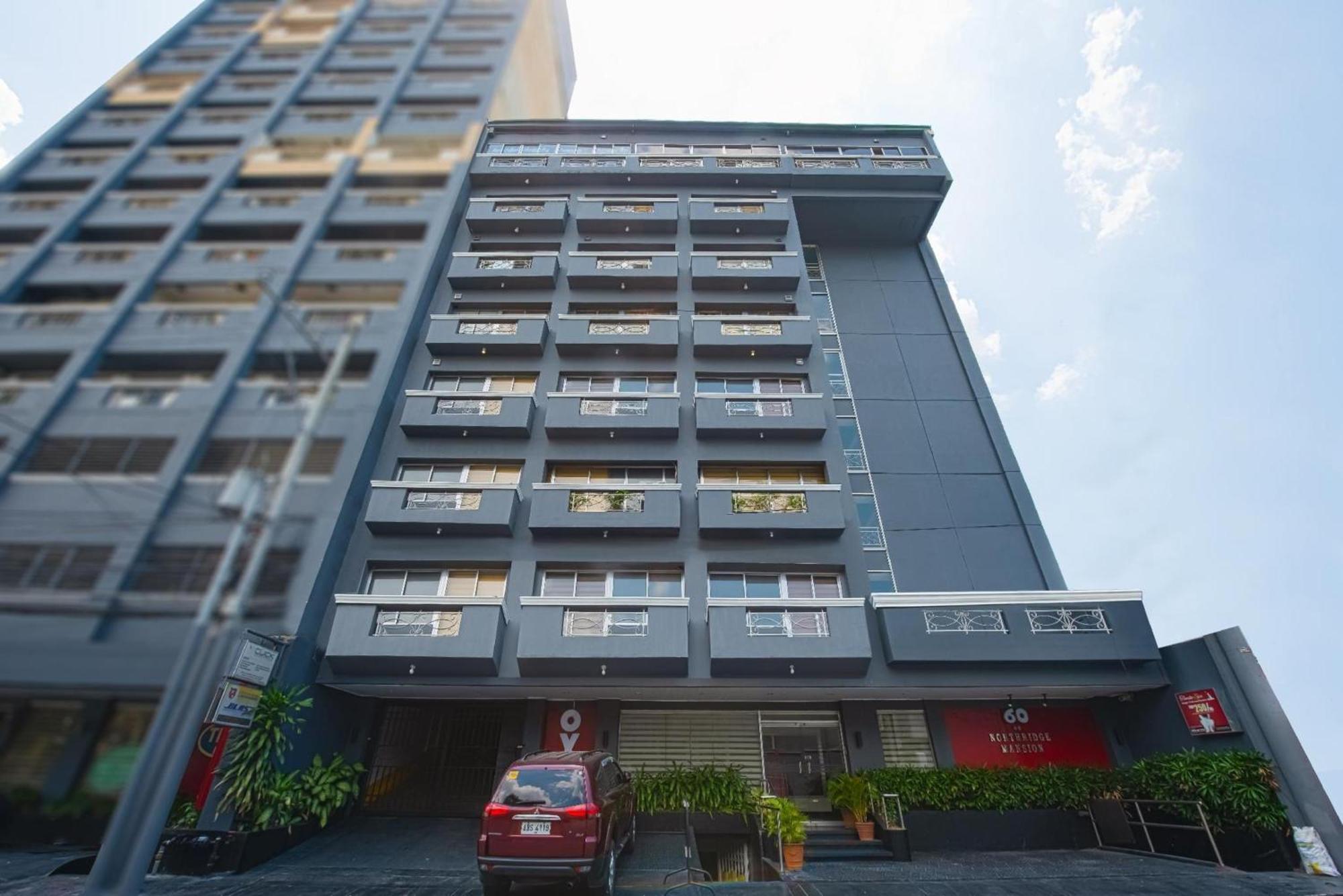 Oyo 115 Northridge Mansions Hotel Кесон Сити Екстериор снимка